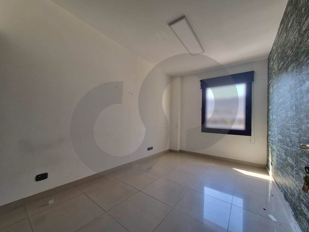 COMMERCIAL BUILDING, PRIME LOCATION, JAL EL DIB-METN — الصورة 2