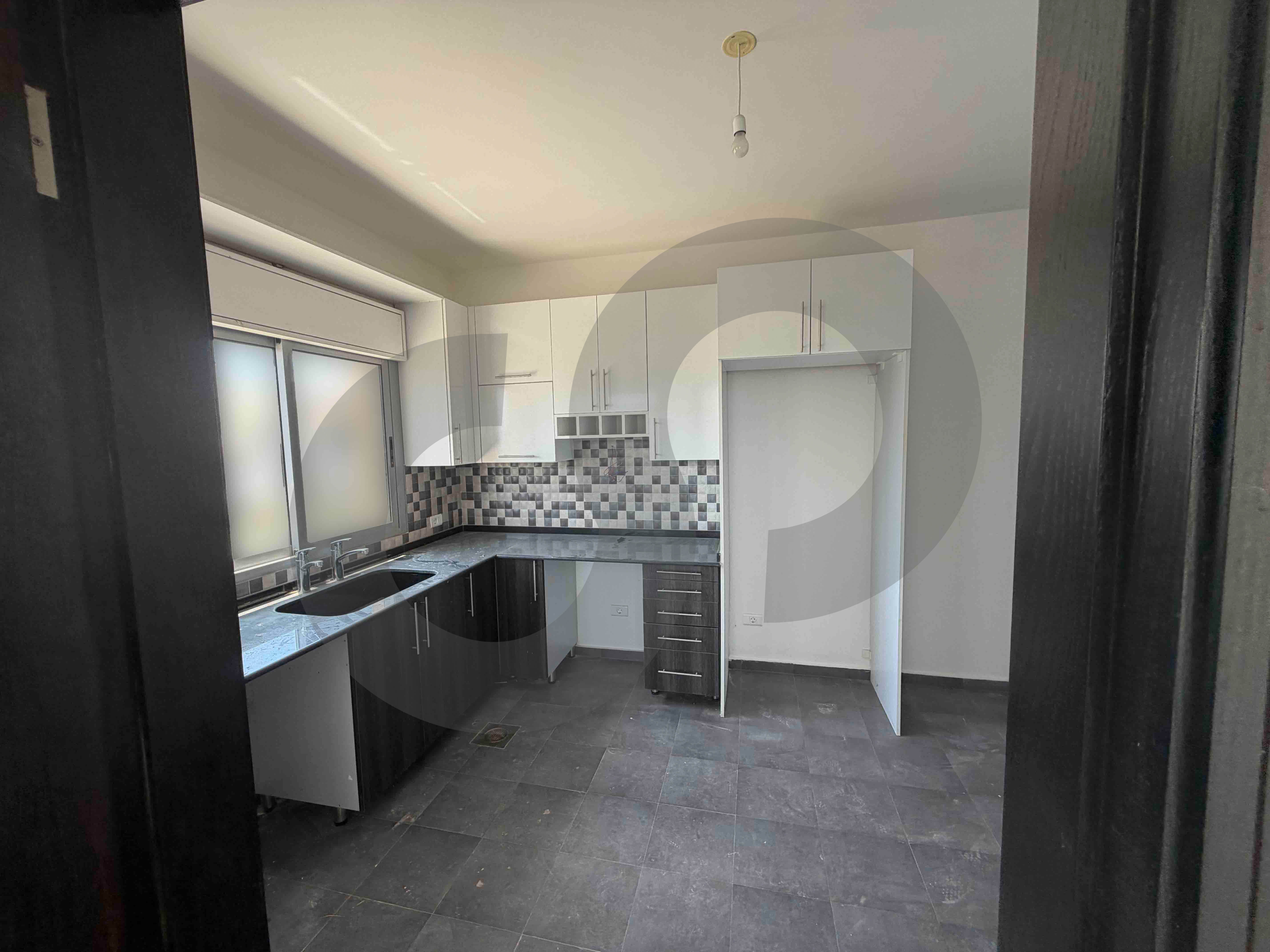 Terrace, spacious, great deal, Eddeh, Jbeil — الصورة 3