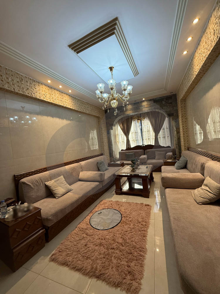 RENOVATED APARTMENT, PRIME LOCATION, AICHA BAKKAR-BEIRUT — الصورة 2