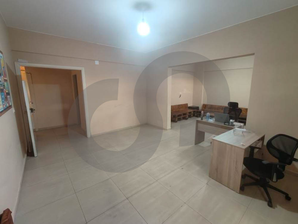 GREAT DEAL, APARTMENT FOR SALE, TERRACE, RAS AL NABAA-BEIRUT — الصورة 2
