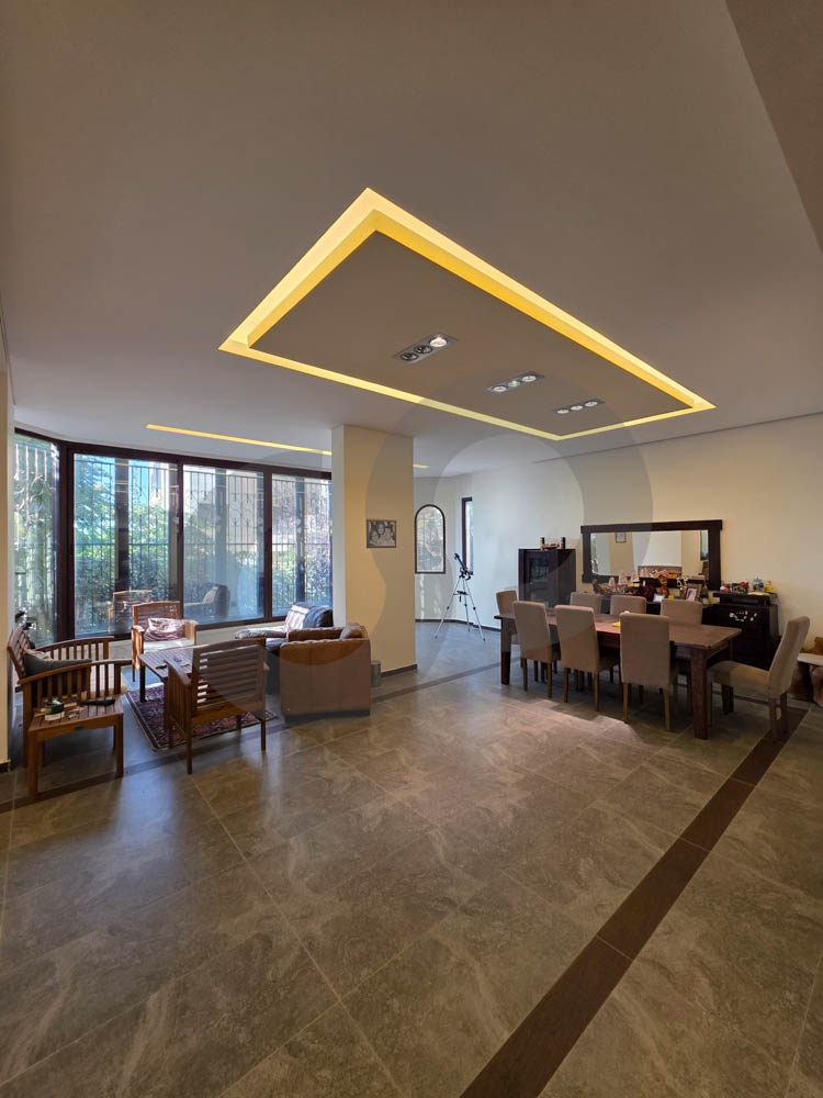 FULLY FURNISHED / SEA VIEW / DAWHET EL HOSS-ALEY — الصورة 2