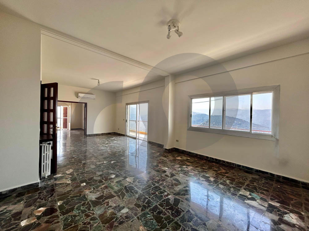 PRIME LOCATION / APARTMENT FOR RENT / BEIT MERY-METN — الصورة 2