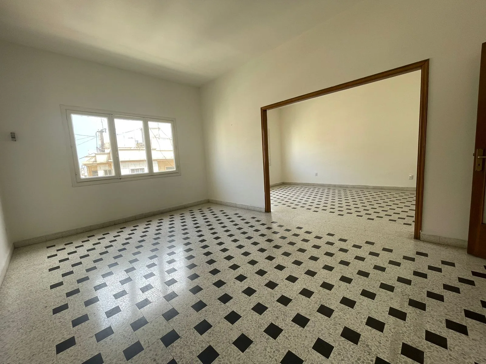 Apartment for Rent in Achrafieh — الصورة 2