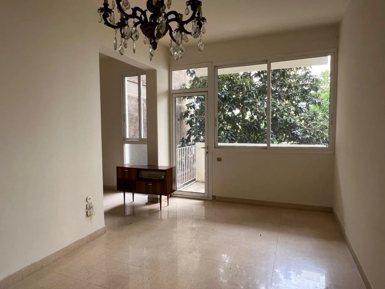 Apartment for Sale in Sassine, Achrafieh, Beirut, Lebanon — photo 3