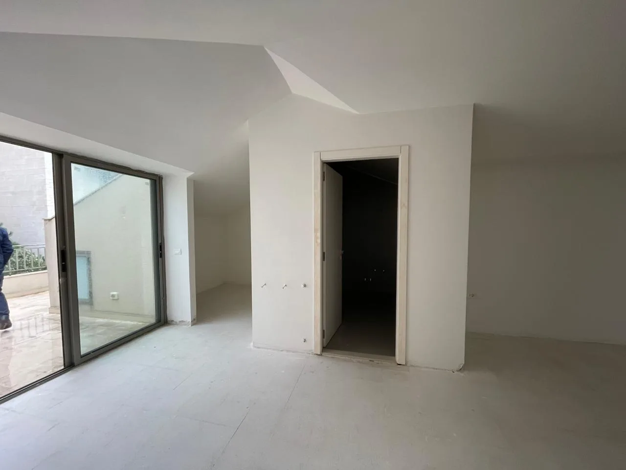 Duplex for Sale in Montiverdi, Lebanon — الصورة 4