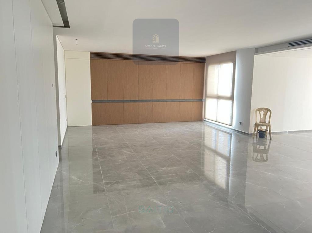 Gorgeous High End Finishing 3 Bedroom Apartment in Ashrafieh — الصورة 8