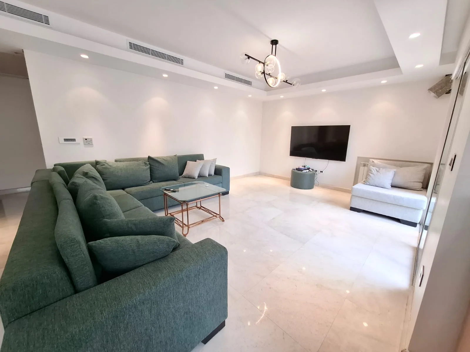 Apartment for Rent in Adma w Dafnah, Lebanon