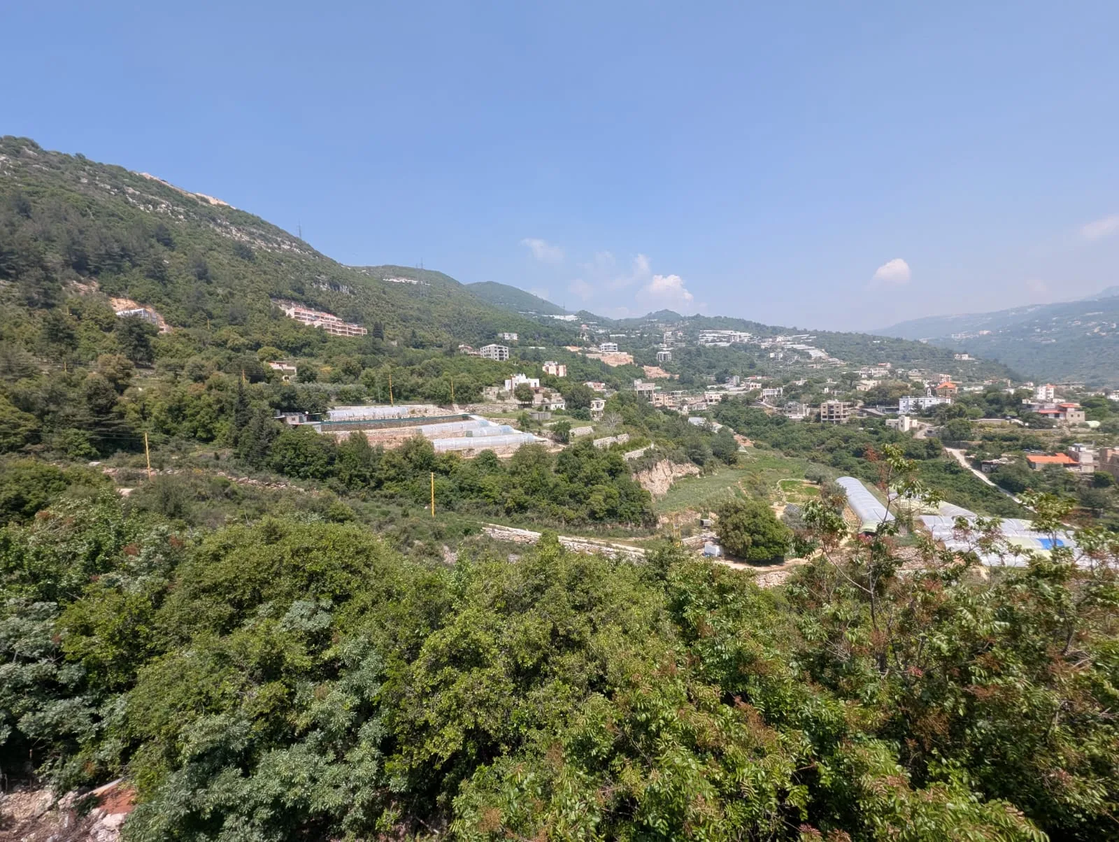 Land for Sale in Bchelli — الصورة 3