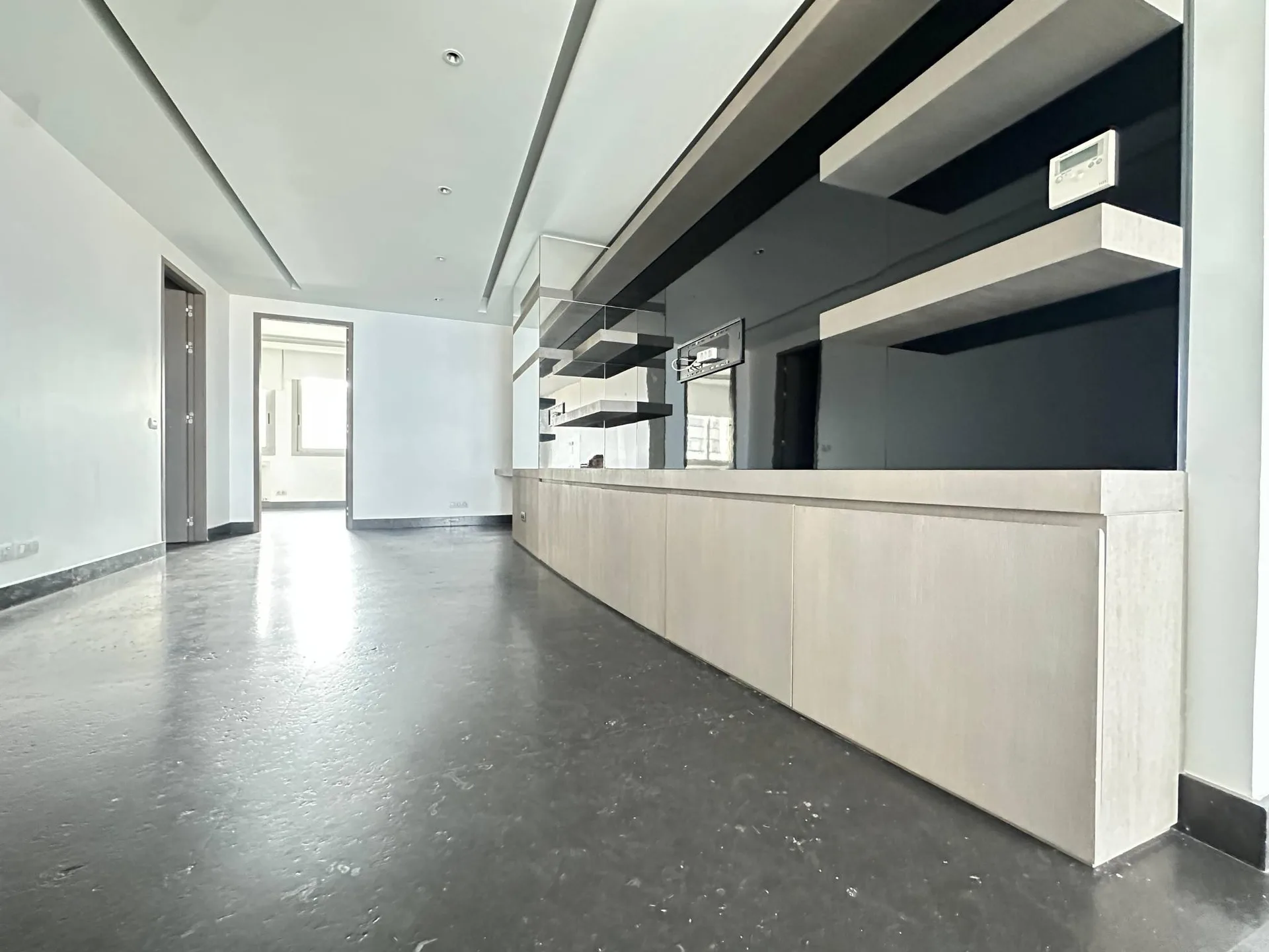 Apartment for sale in Clemenceau, Beirut, Lebanon — الصورة 4
