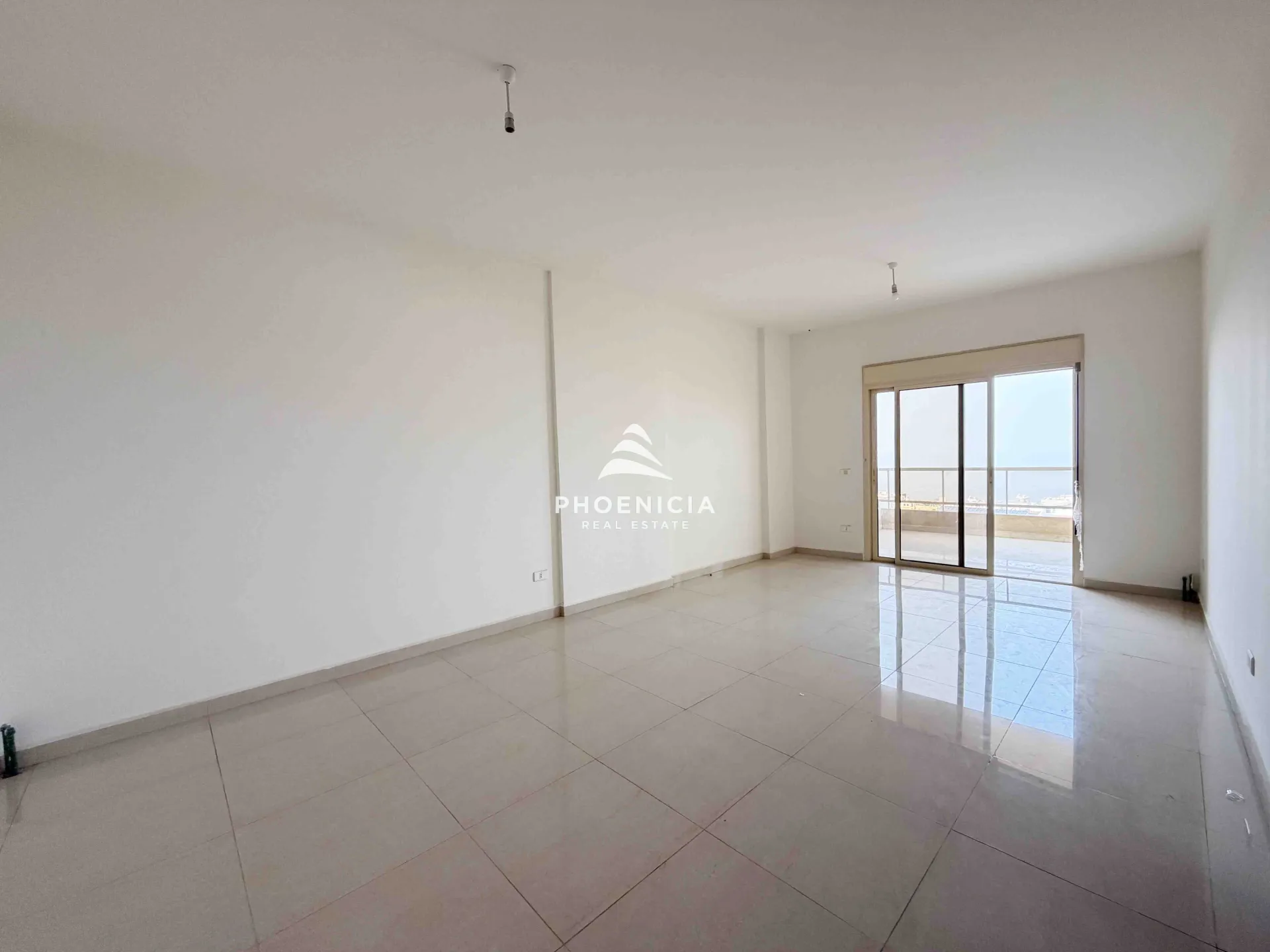 Apartment for Sale in Bouar, Lebanon — الصورة 4