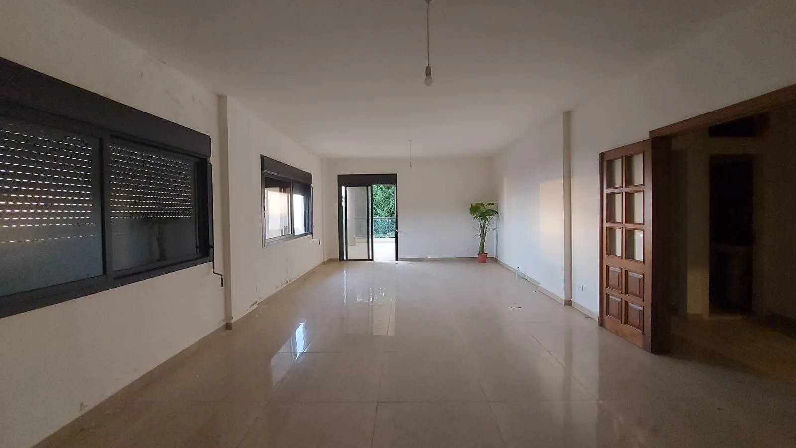 Apartment for Sale in Blat, Lebanon — الصورة 2