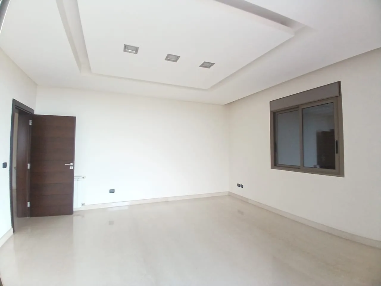 Apartment for Rent in Qornet El Hamra — الصورة 5