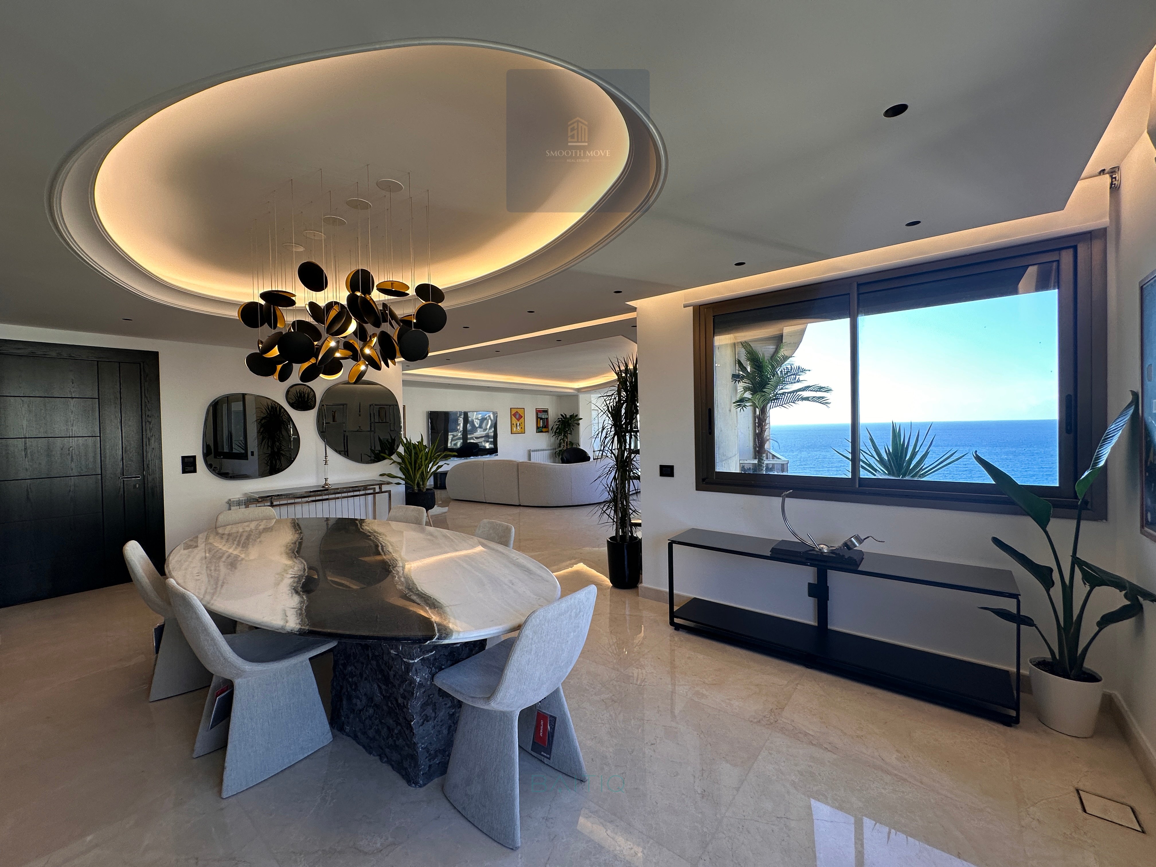 Stunning Furnished Apartment with Seaview for Rent or Sale in Rawche, Beirut — الصورة 5