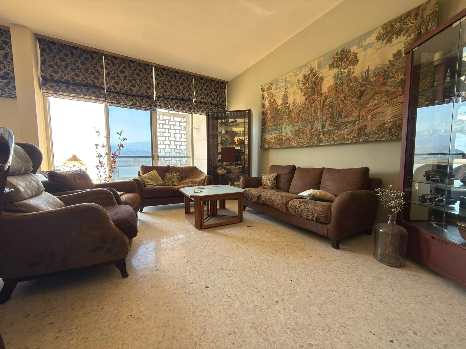 Apartment for Sale in Ain El Remmaneh — الصورة 2