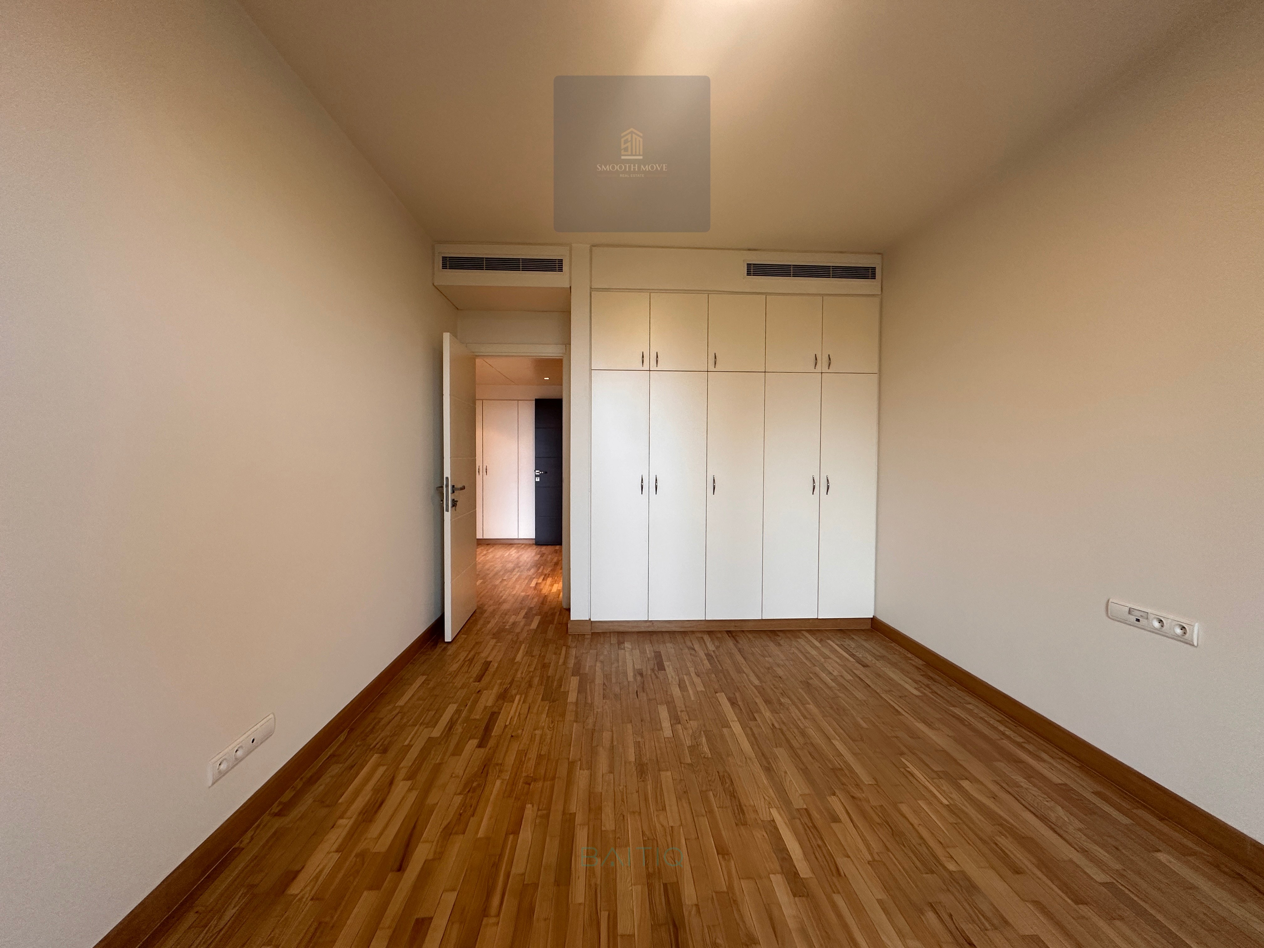 Spacious Apartment for Sale in Saifi, Beirut — الصورة 5