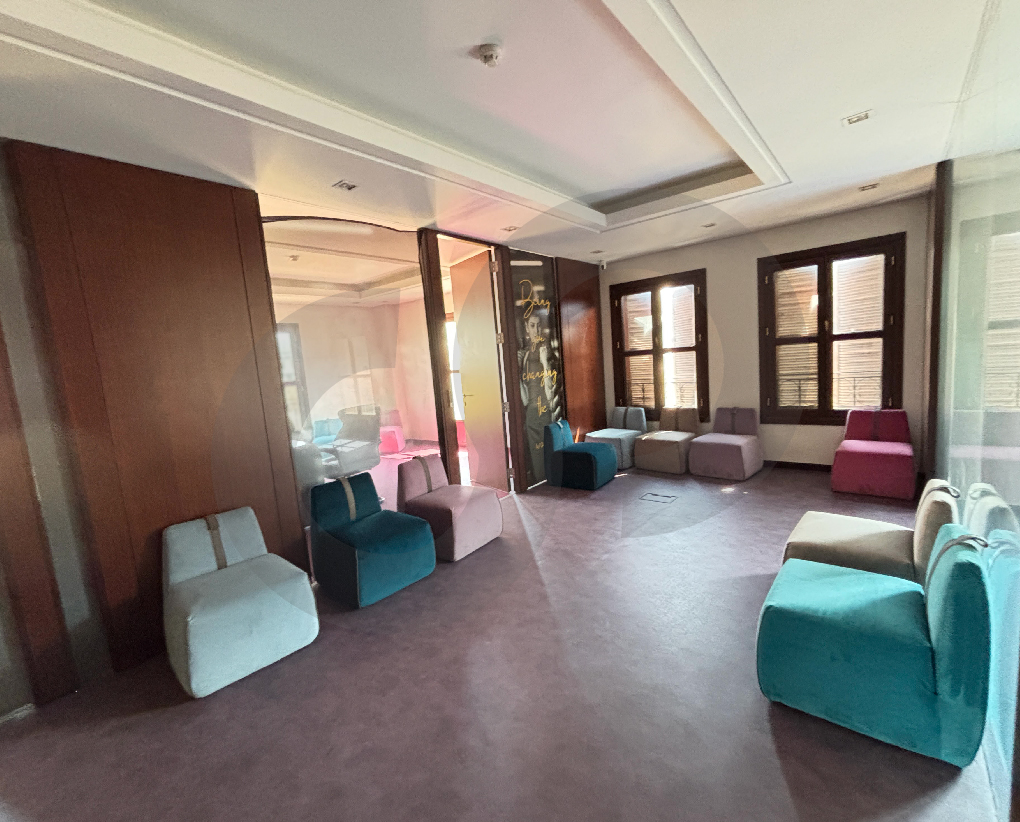 Furnished Office/High Floor/Beirut/Downtown — الصورة 3