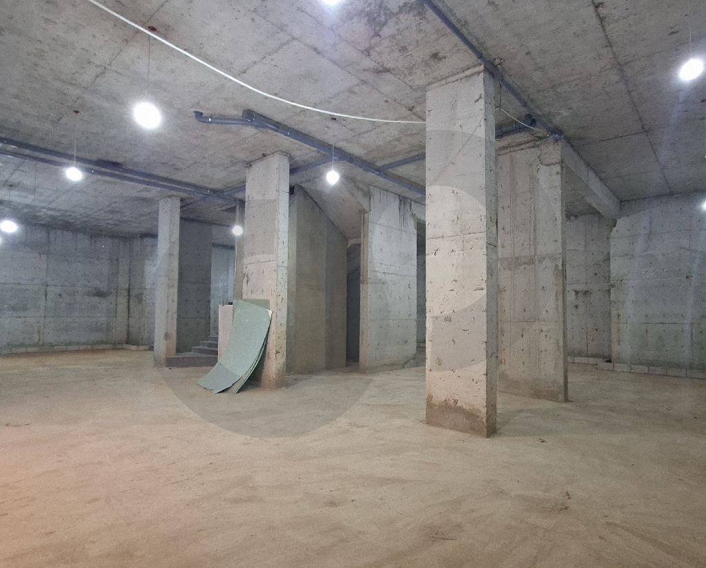 Spacious warehouse for sale/prime location/Baabda/Chouit — الصورة 3