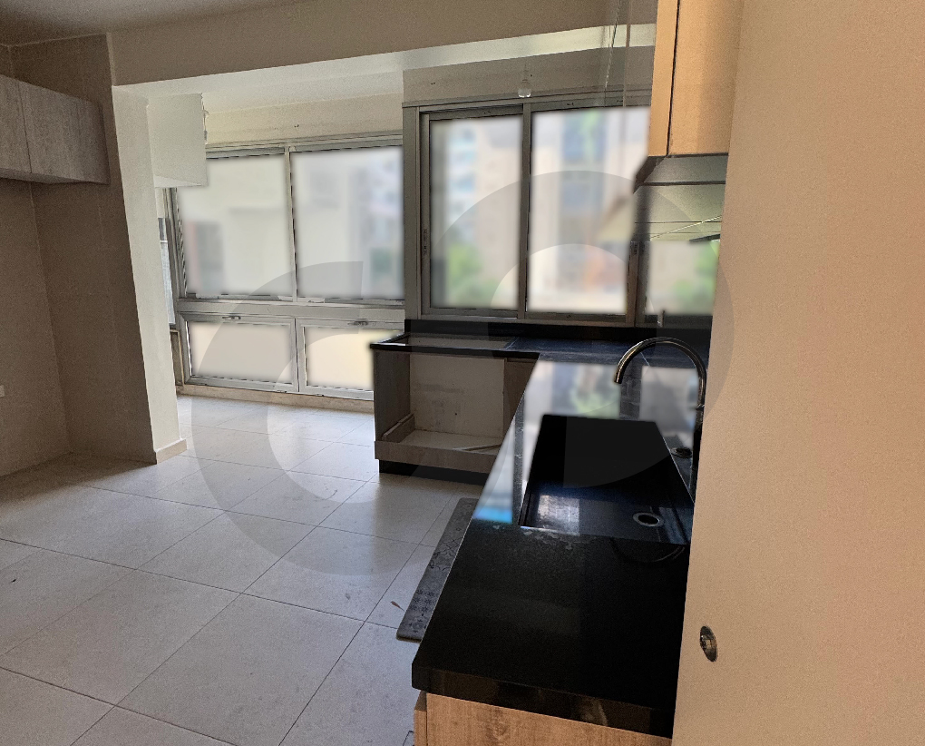 MODERN APARTMENT/Quiet Street/Beirut/Ras Al Nabaa — الصورة 3