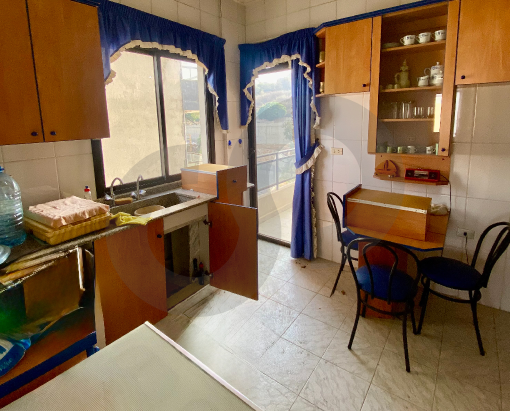 Exclusive/Well maintained building/Keserouan/Kfaryassine — الصورة 3