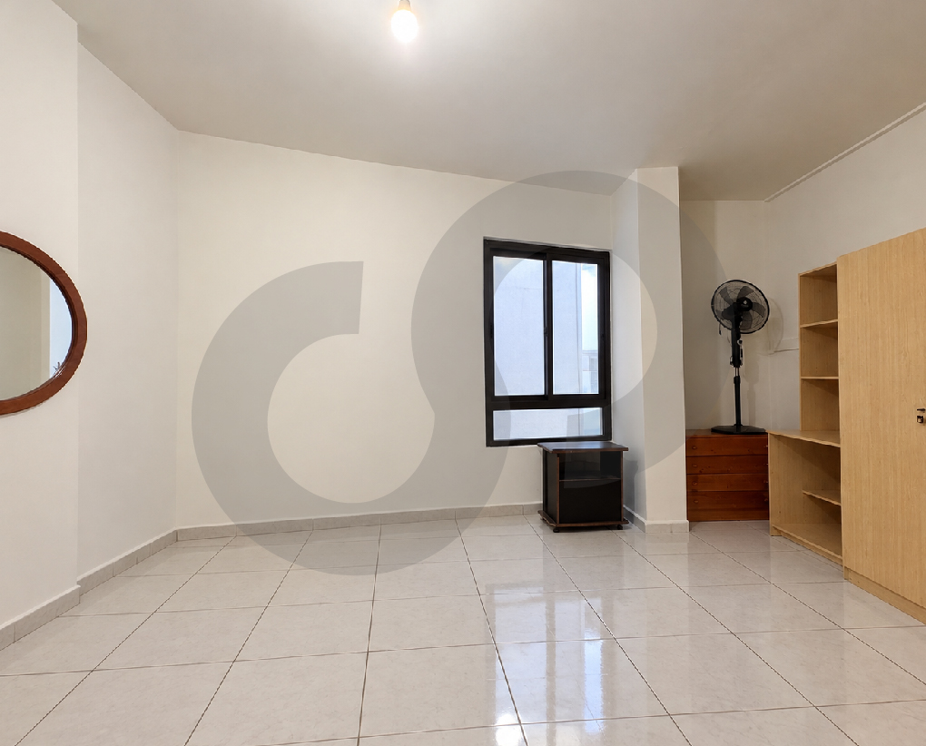 Office for sale/Fully Equipped/Prime Location/Commercial center/Metn/Antelias — الصورة 3
