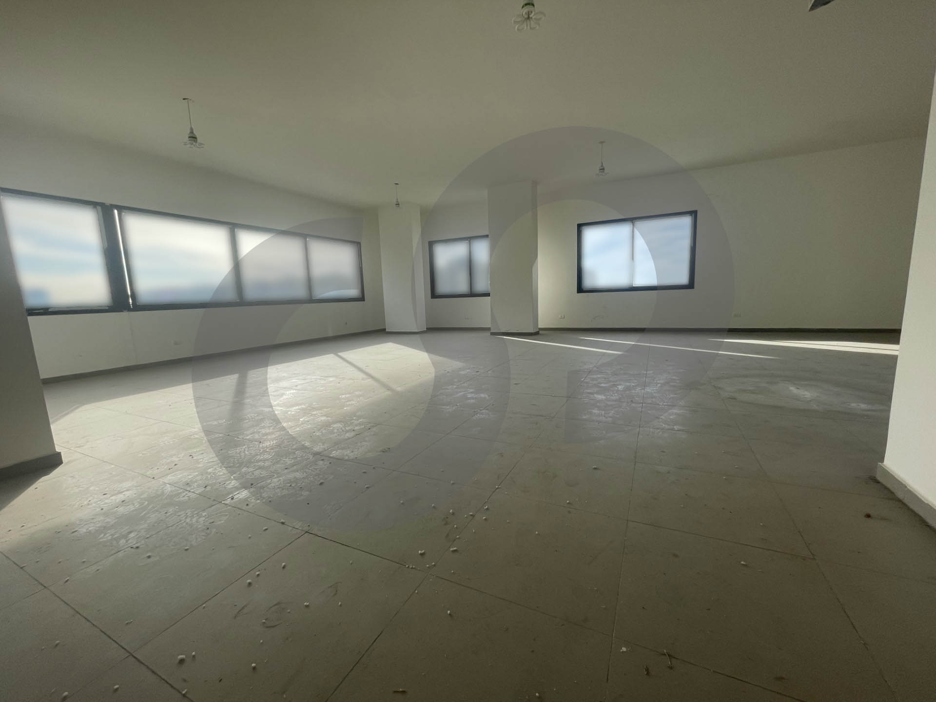 325 SQM OFFICE SPACE for rent in DBAYEH — الصورة 3