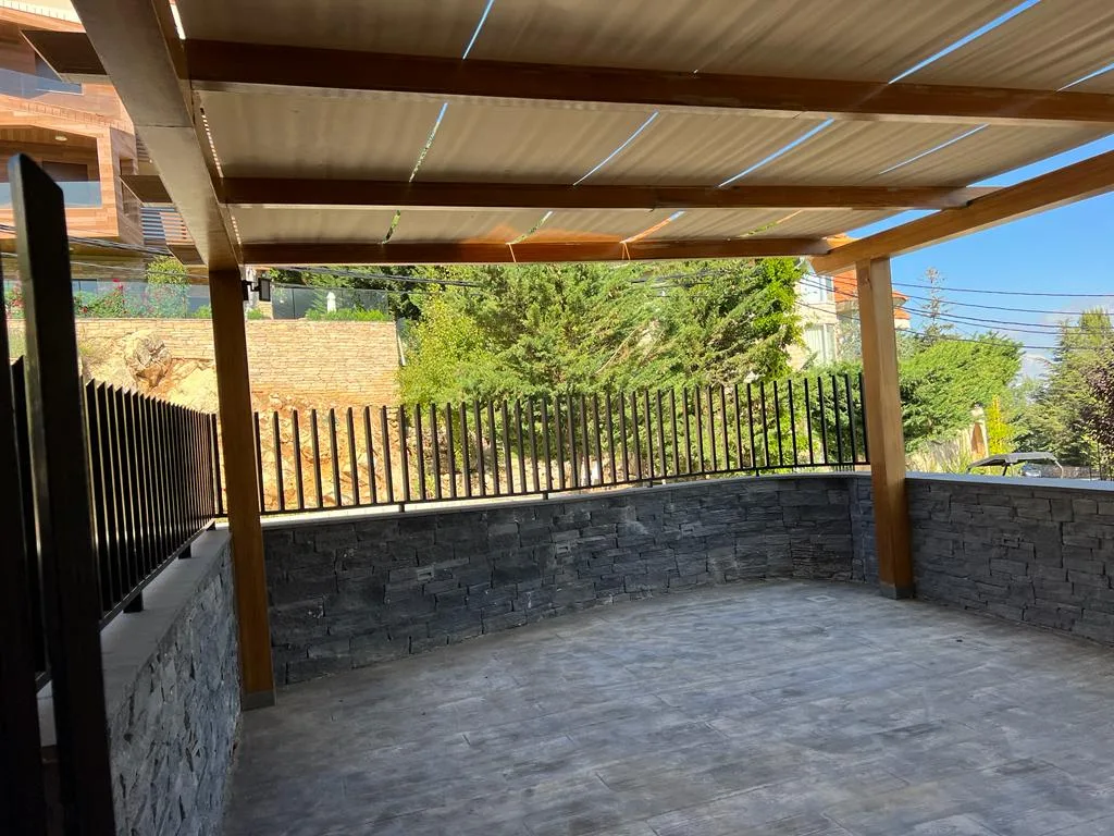 Chalet for Sale in Zaarour — الصورة 2