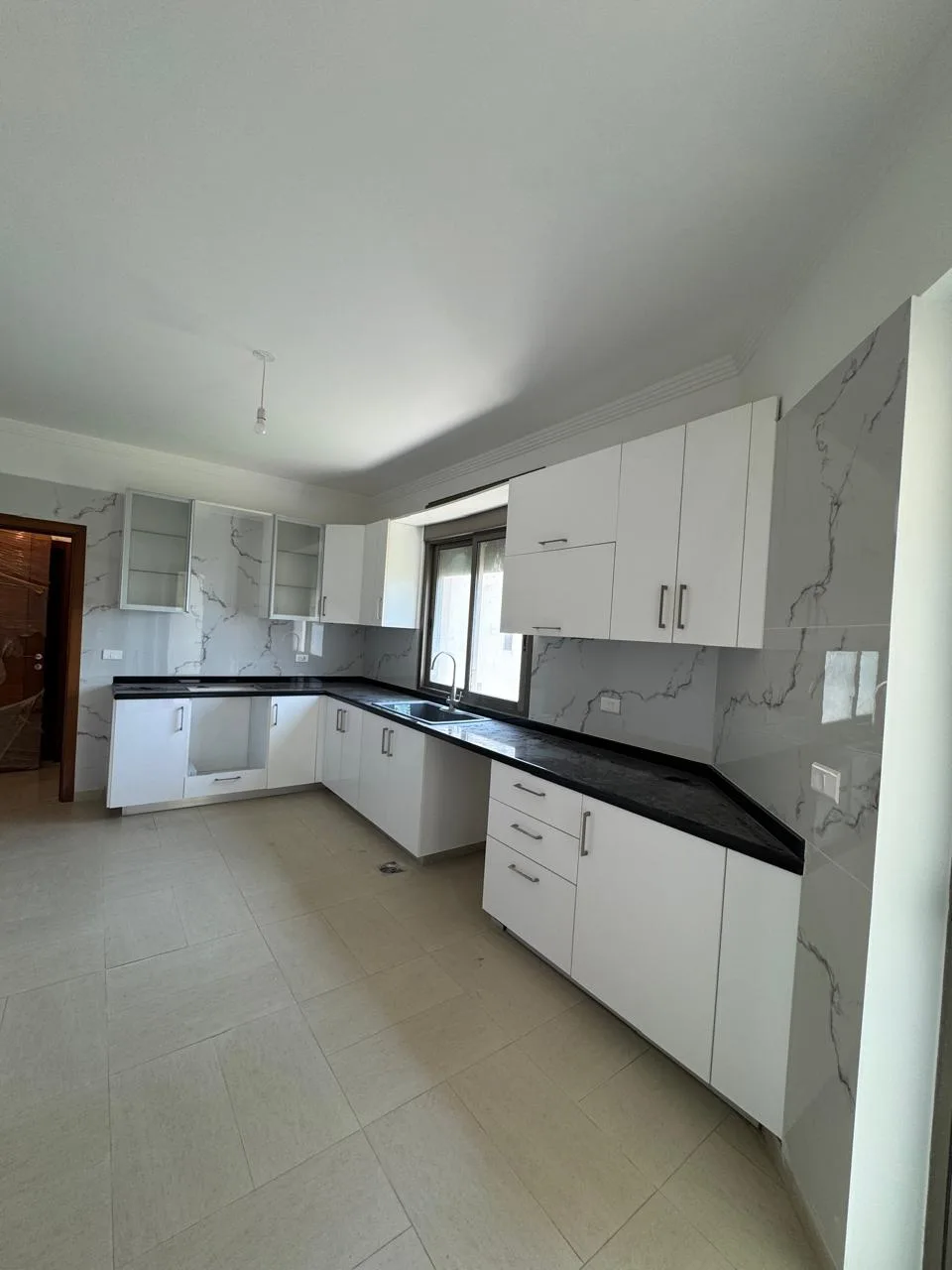 Apartment for Rent in Kfar Hbab — الصورة 6