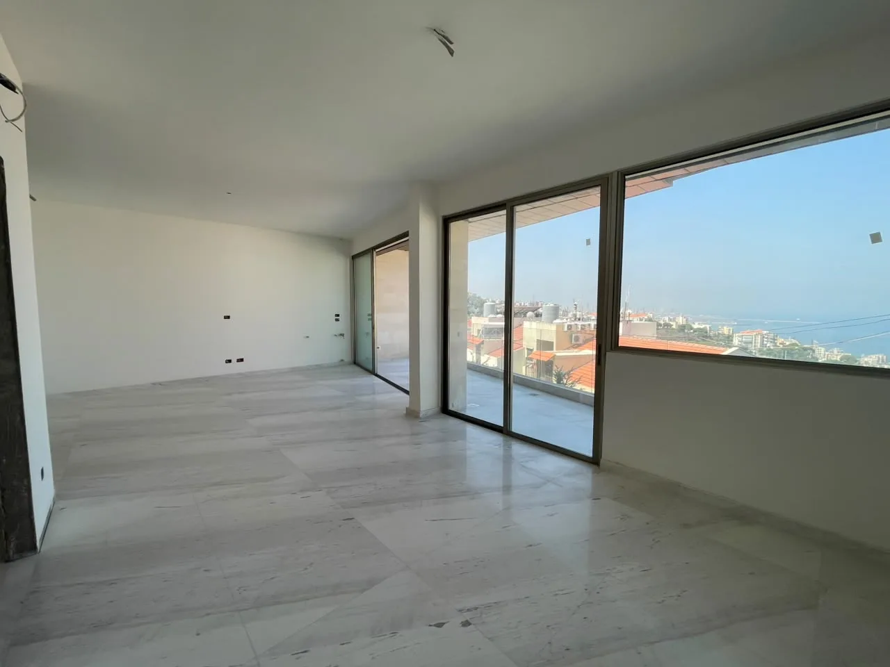 Apartment for Sale in Bsalim — الصورة 2