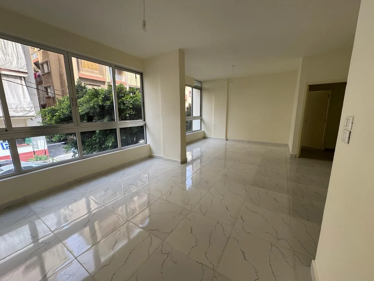 Apartment for sale in Ras Beirut, Beirut, Lebanon — الصورة 2