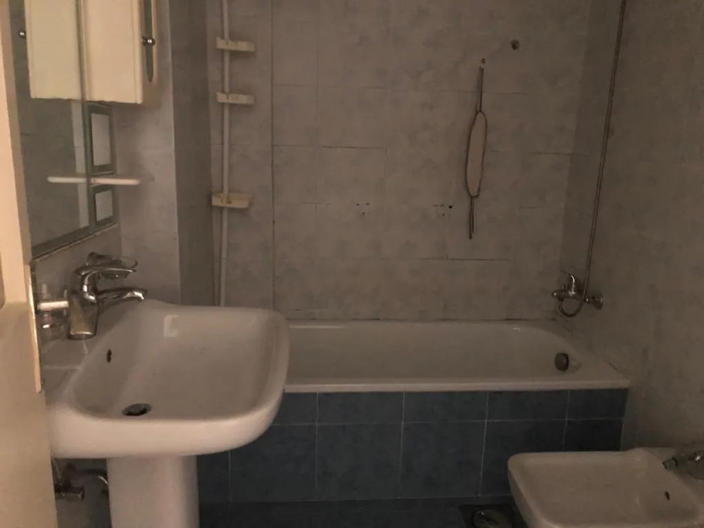 Apartment for Sale in Gemmayzeh, Beirut, Lebanon — الصورة 8