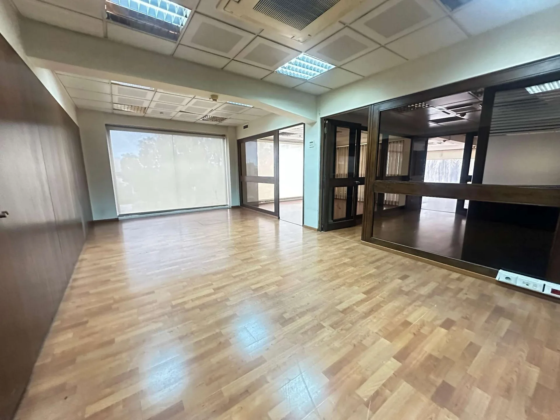 Office for rent in Daoura — الصورة 2