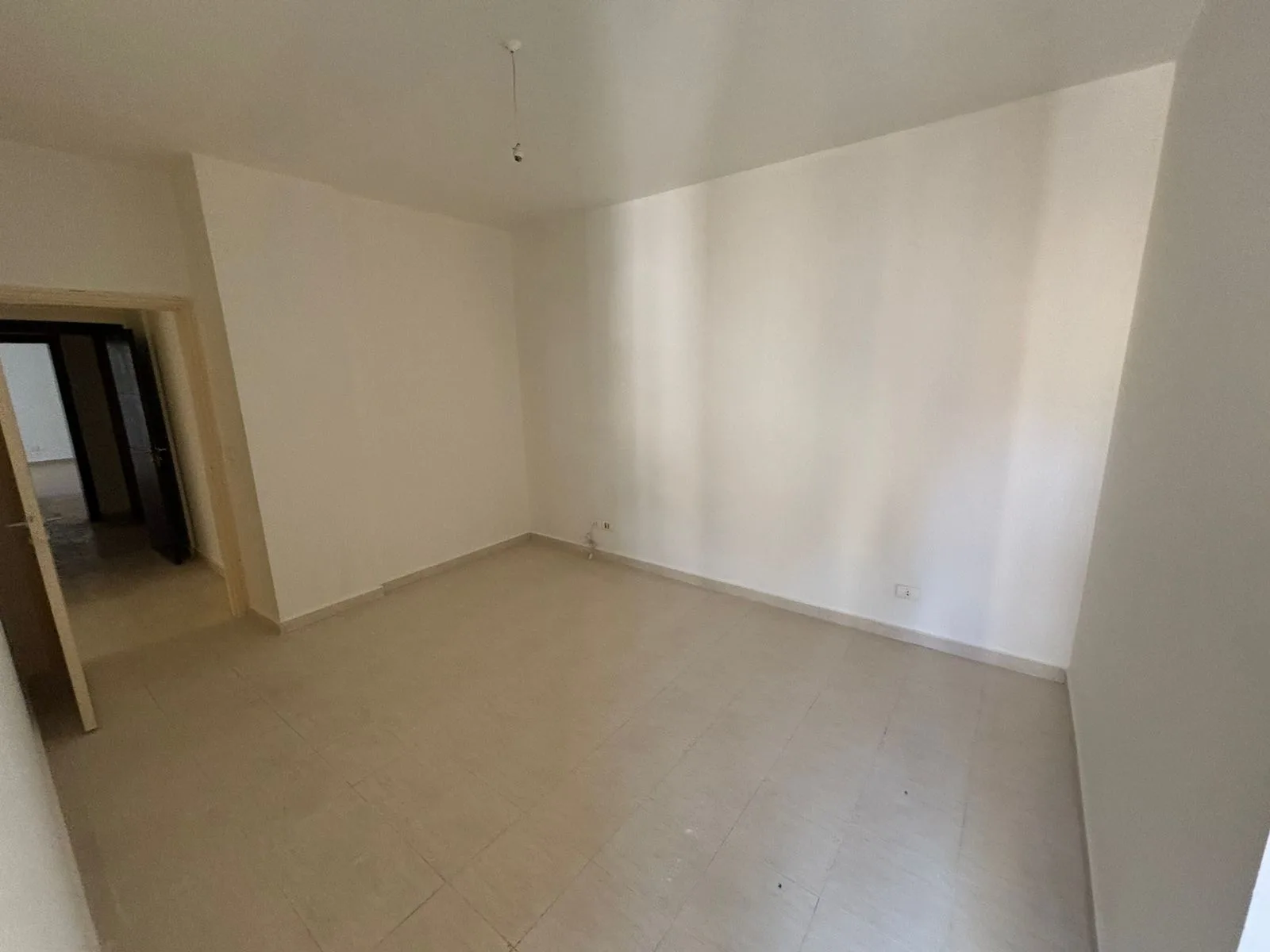Apartment for Rent in Mazraat Yachoua — الصورة 5
