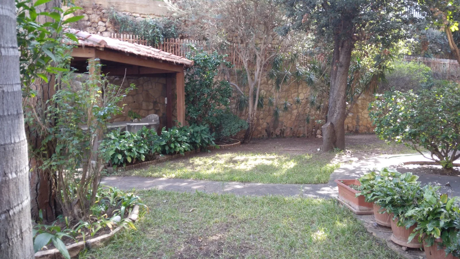 Villa for Sale in Naqqache