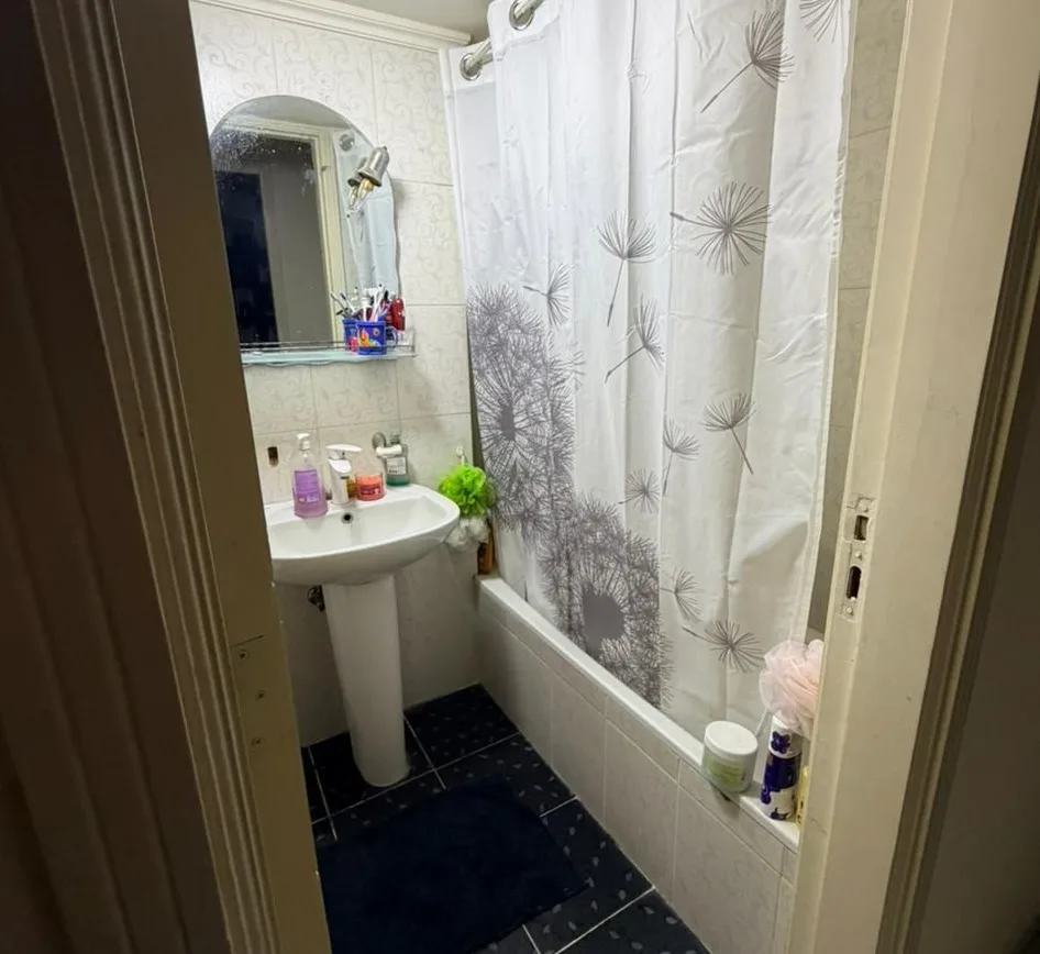 Apartment for Sale in Bourj Abi Haydar — الصورة 5