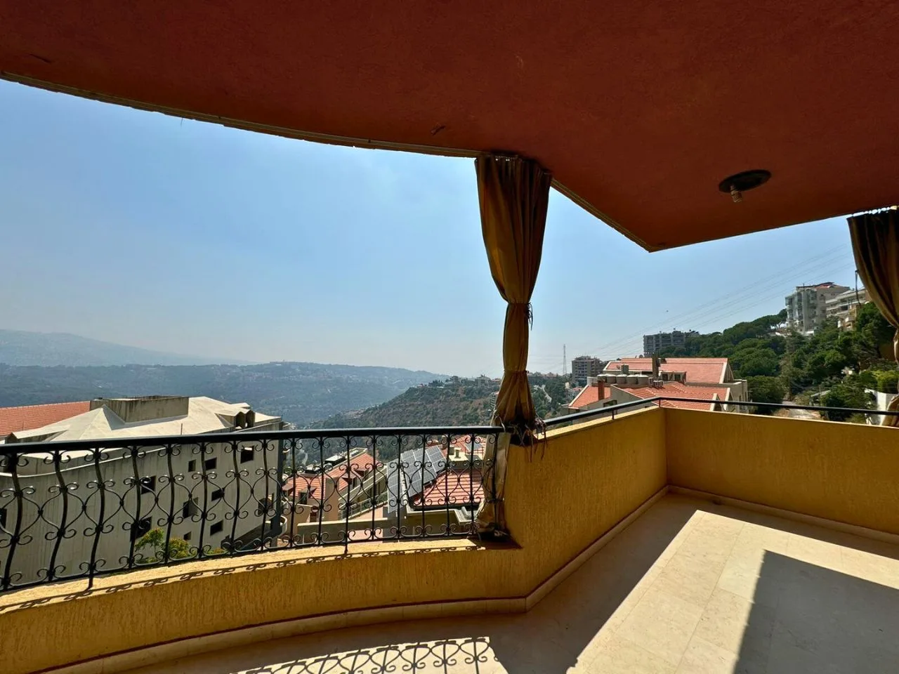 Apartment for Rent in Montiverdi, Lebanon — الصورة 3