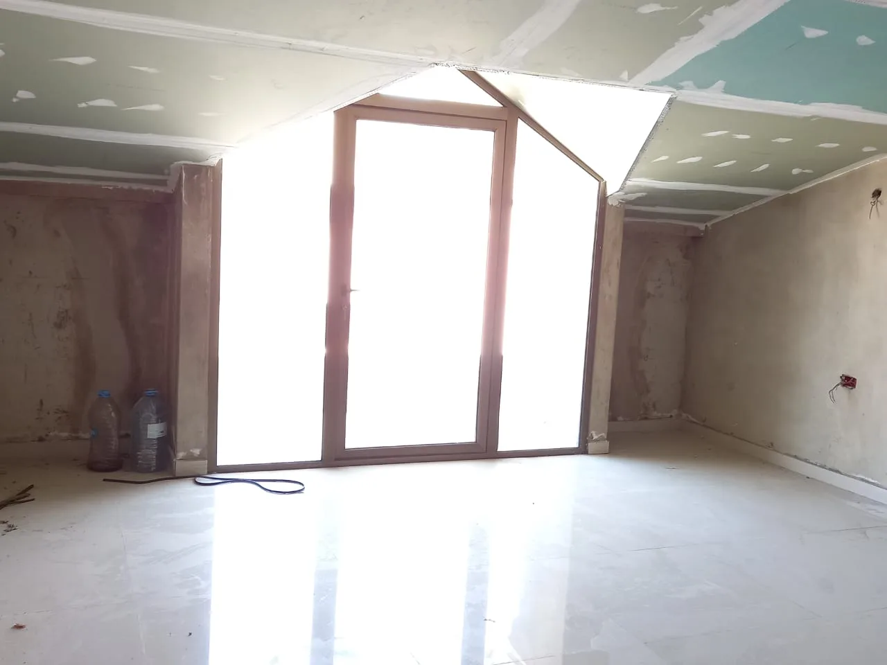 Duplex for Rent in Haret Sakher — الصورة 6