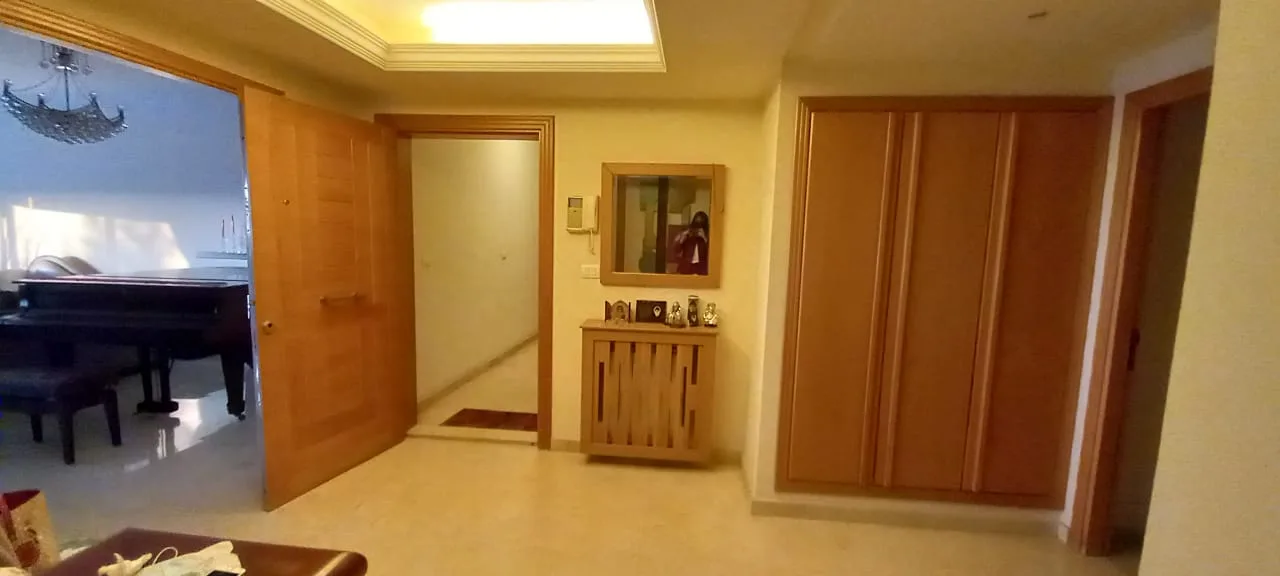 Apartment for Sale in Haret Sakher, Lebanon — الصورة 7