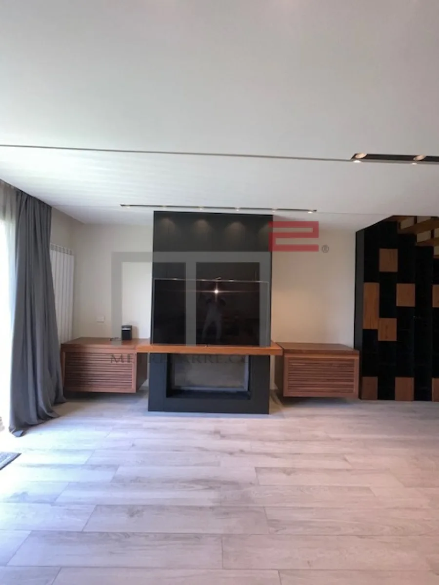 Chalet for Rent in Kfarzebian — الصورة 5