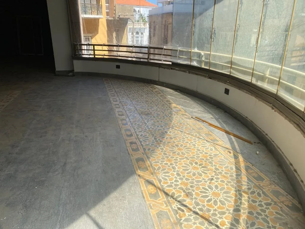 Office for Rent in Tabariss, Achrafieh, Beirut, Lebanon — الصورة 3