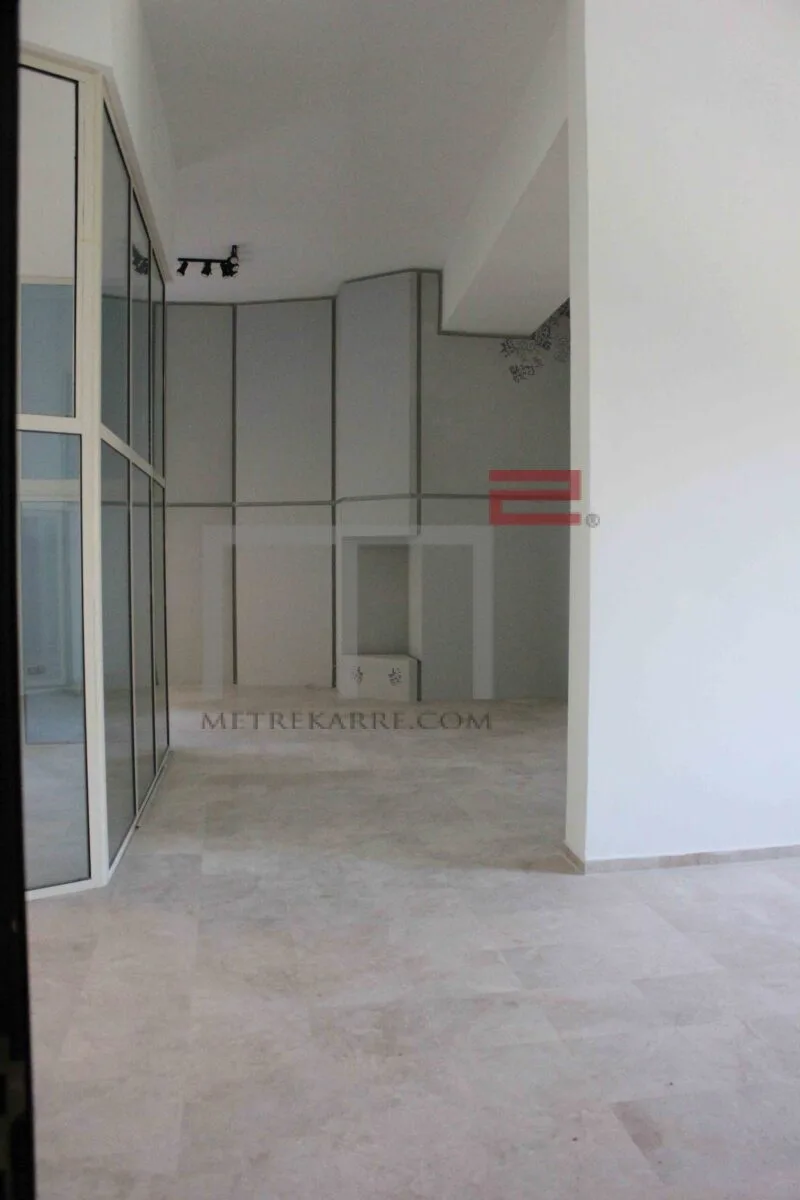 Office for Rent in Achrafieh — الصورة 3
