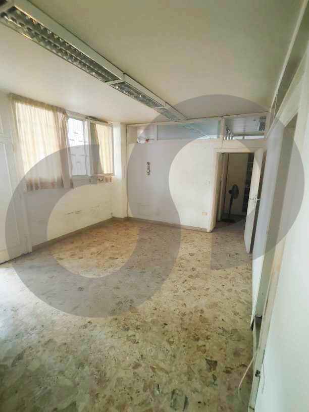 Apartment Suitable for residential or commercial use/AIN AL TINEH,BEIRUT — الصورة 2