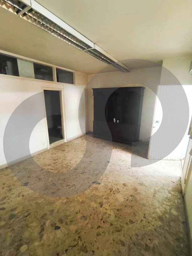 Apartment Suitable for residential or commercial use/AIN AL TINEH,BEIRUT — الصورة 3