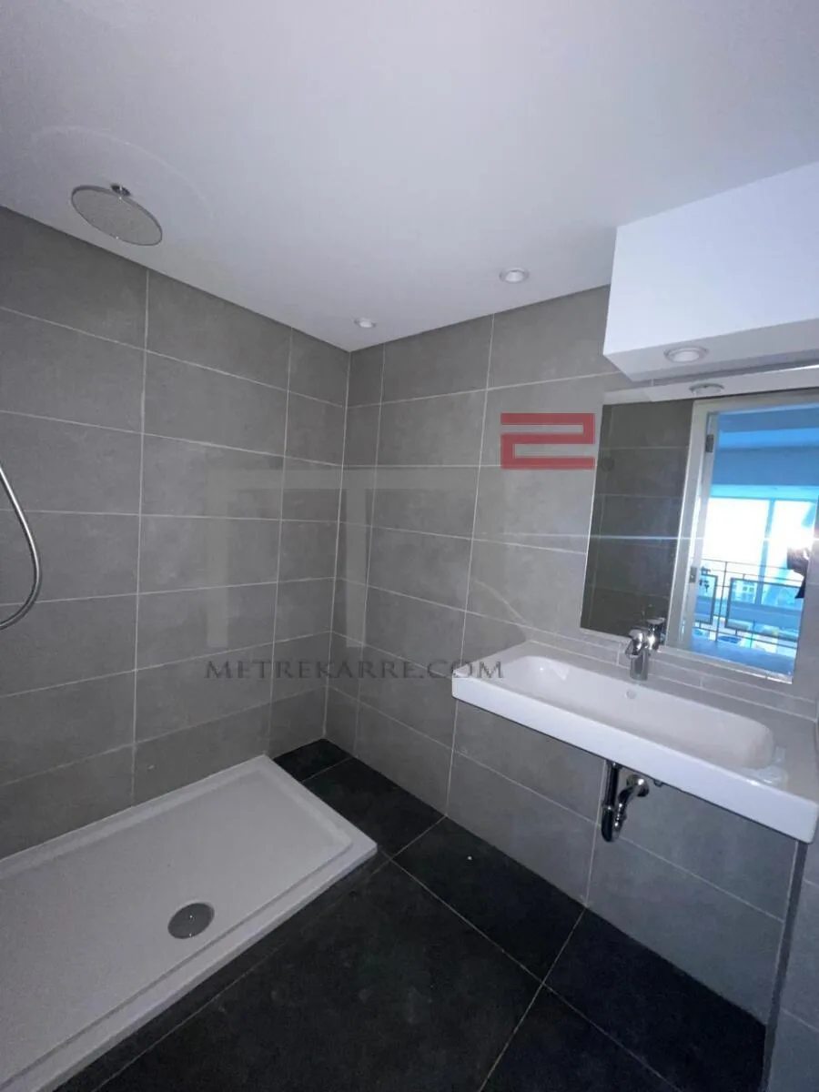 Duplex for Sale in Mar Mikhael — الصورة 4
