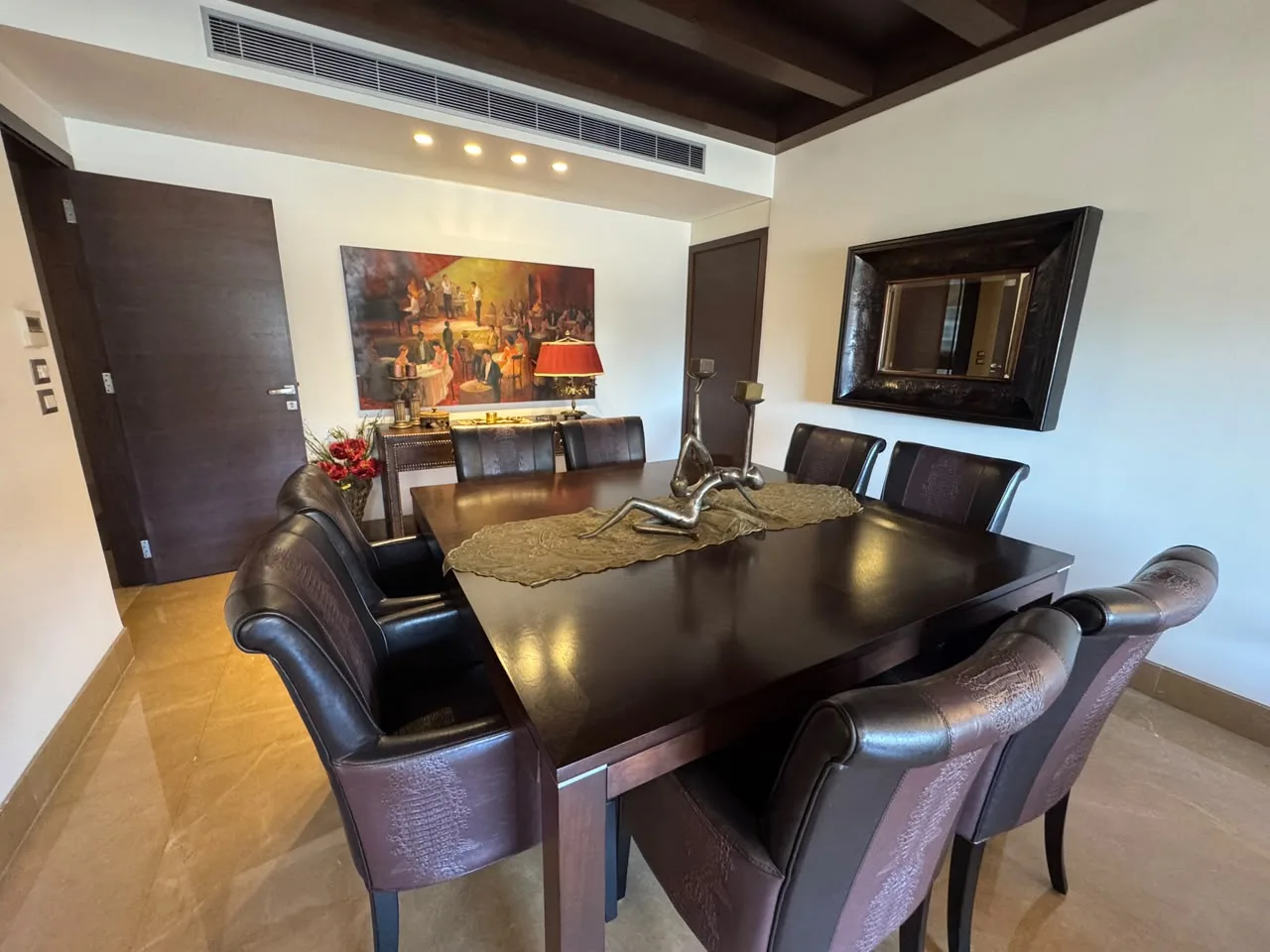 Apartment for Sale in Hamra, Ras Beirut — الصورة 5