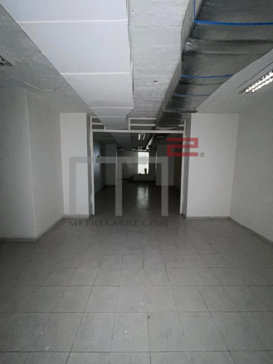 Warehouse for Rent in Achrafieh — photo 3