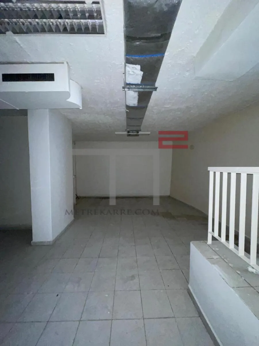Warehouse for Rent in Achrafieh — photo 4