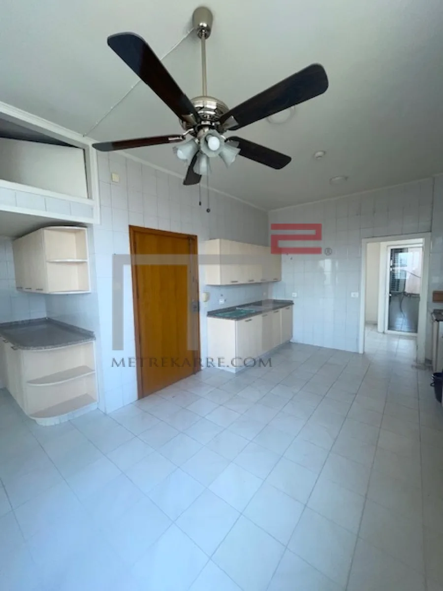 Apartment for Rent in Mar Nicolas — الصورة 2