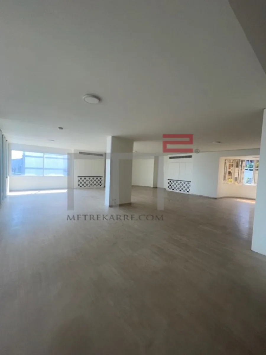 Apartment for Rent in Mar Nicolas — الصورة 3