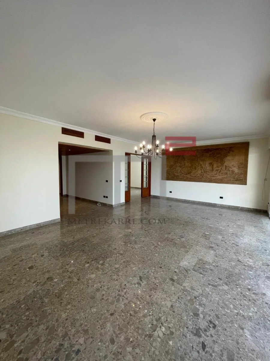 Apartment for Rent in Furn El Hayek — الصورة 2