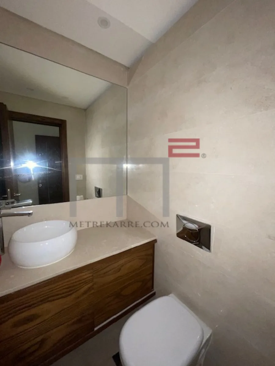 Apartment for Sale in Furn El Hayek — الصورة 4